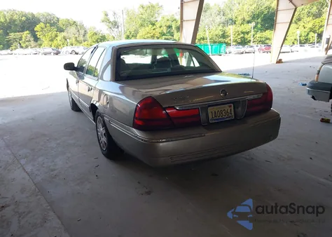 2005 Mercury Grand Marquis Gs из США, поврежденный, VIN 2MEFM74W85X625842